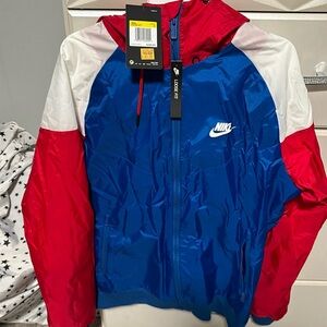 Windbreaker small red white and blue